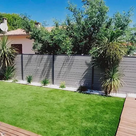 Nerida 500 M De La Villa