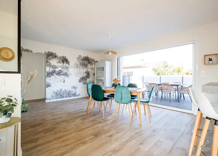 Villa Nerida 500 M De La